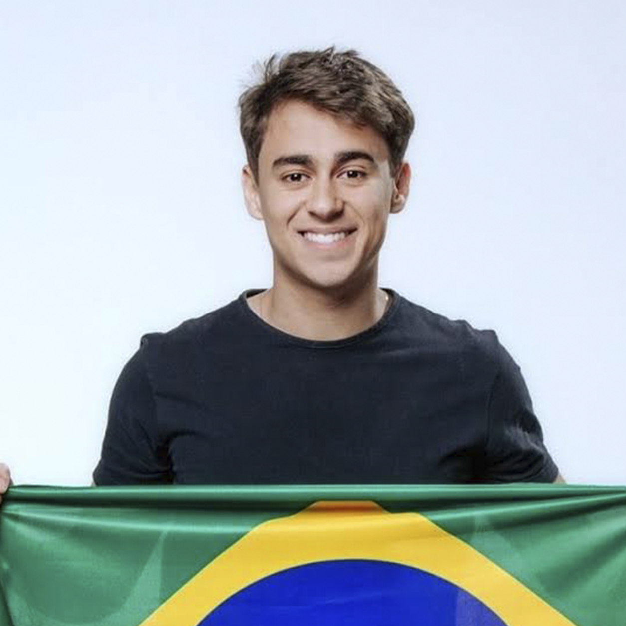 Placeholder editável da liderança 02 com tamanho base 1254 x 1254